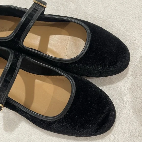 Black Mary Jane Flats - Picture 2 of 7